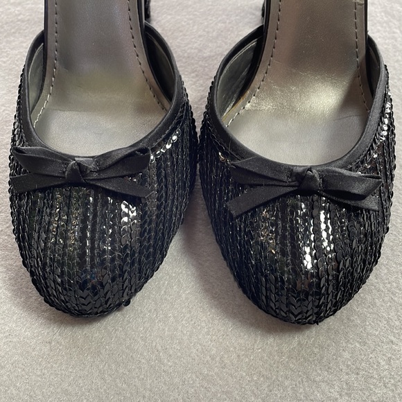 Steve Madden women’s size 8 black sequin heel - Picture 2 of 5